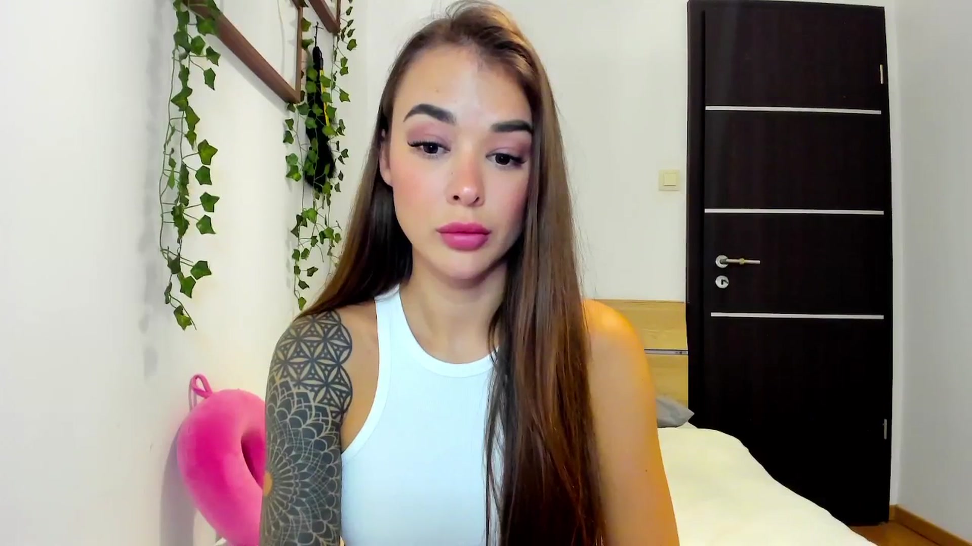 Gallery image thumbnail from Jul_la_la's myfreecams stream on, 10/07/2025, 19:38 image 19 of 20