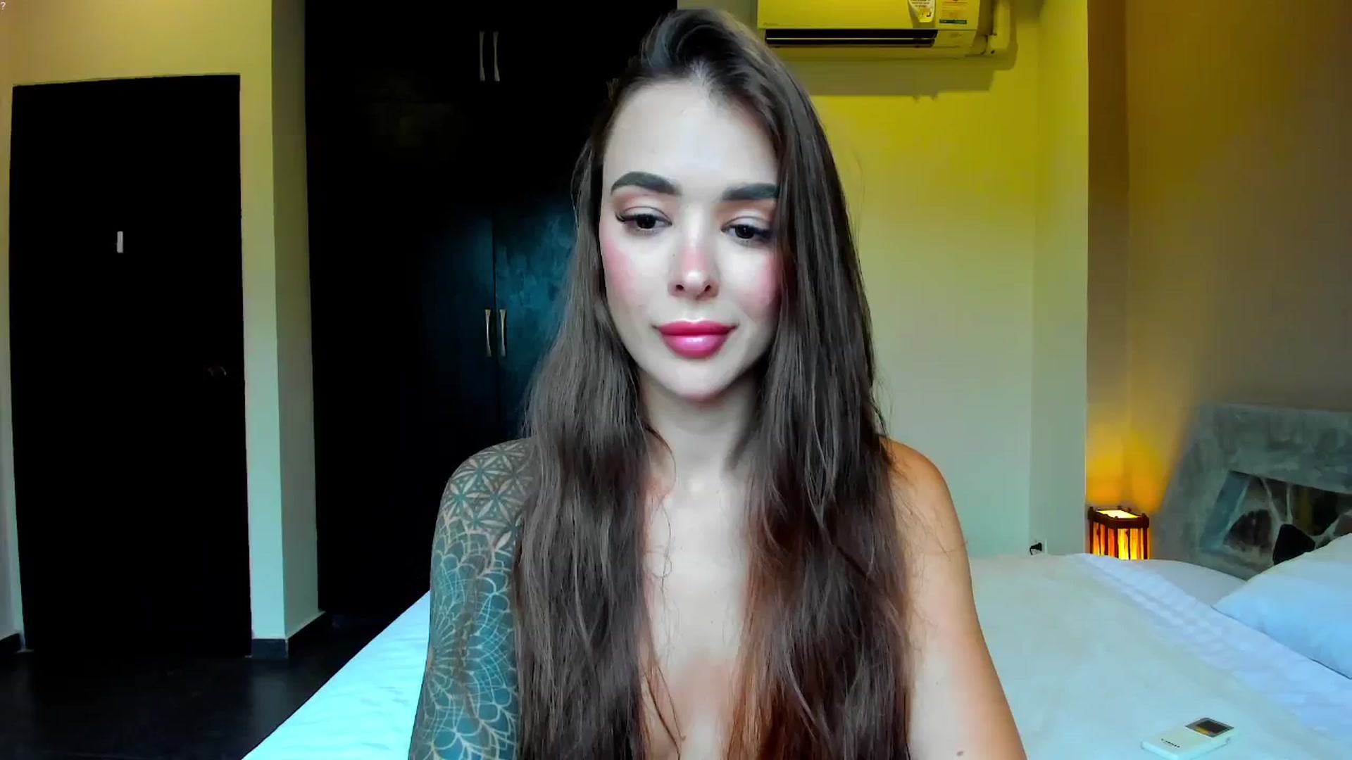 Gallery image thumbnail from Jul_la_la's myfreecams stream on, 12/27/2025, 09:52 image 14 of 20