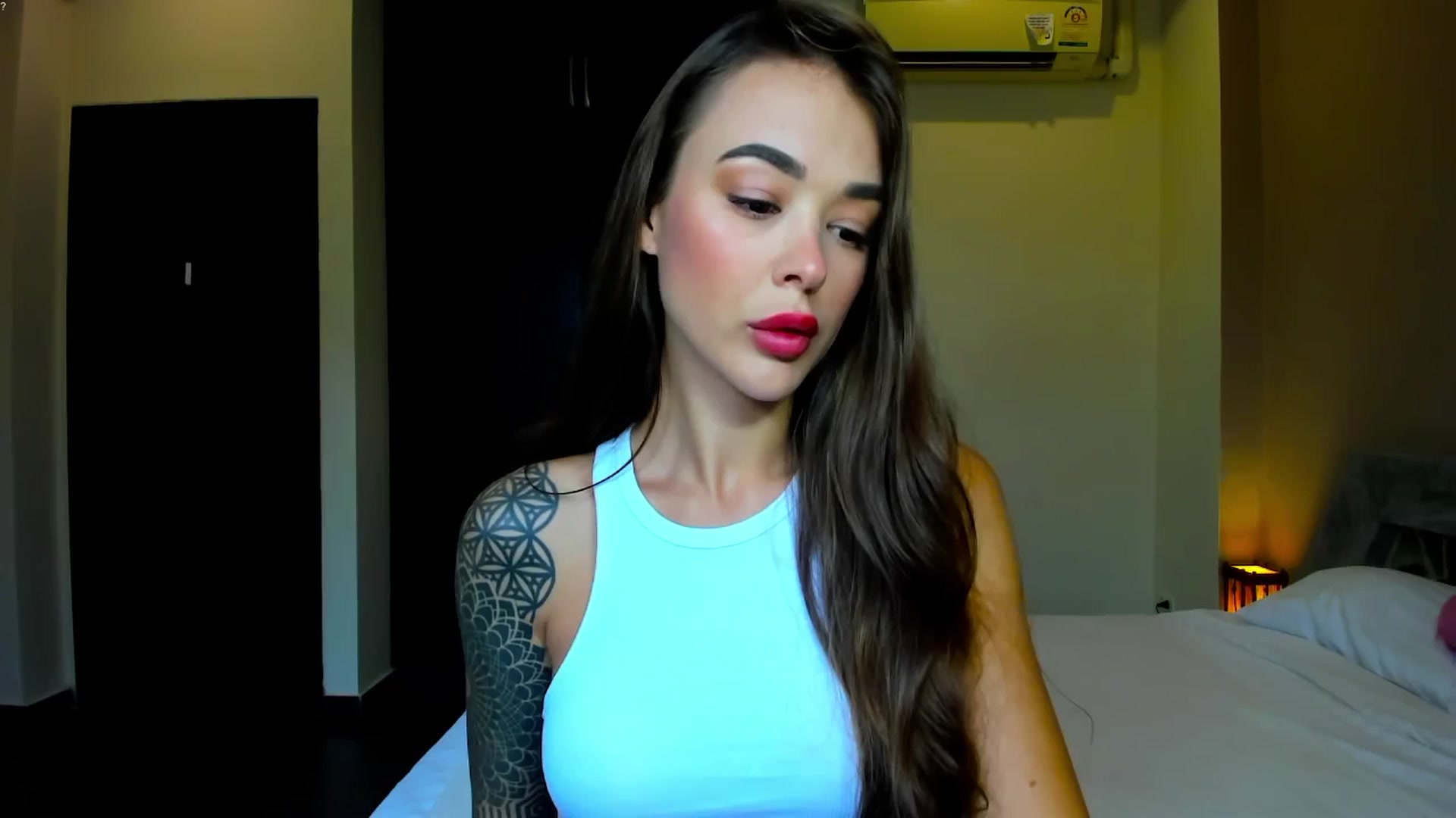 Gallery image thumbnail from Jul_la_la's myfreecams stream on, 01/03/2026, 09:50 image 3 of 20