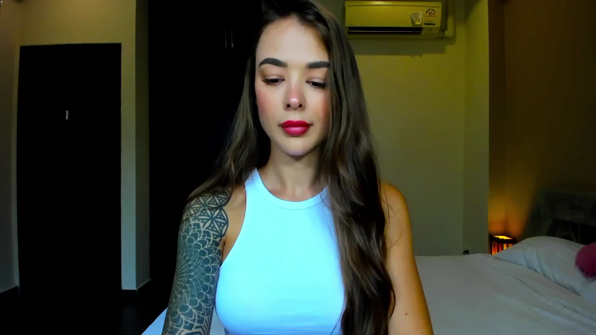 Gallery image thumbnail from Jul_la_la's myfreecams stream on, 01/03/2026, 09:50 image 14 of 20