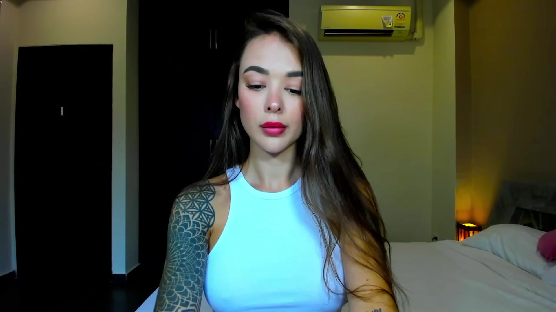 Gallery image thumbnail from Jul_la_la's myfreecams stream on, 01/03/2026, 09:50 image 20 of 20