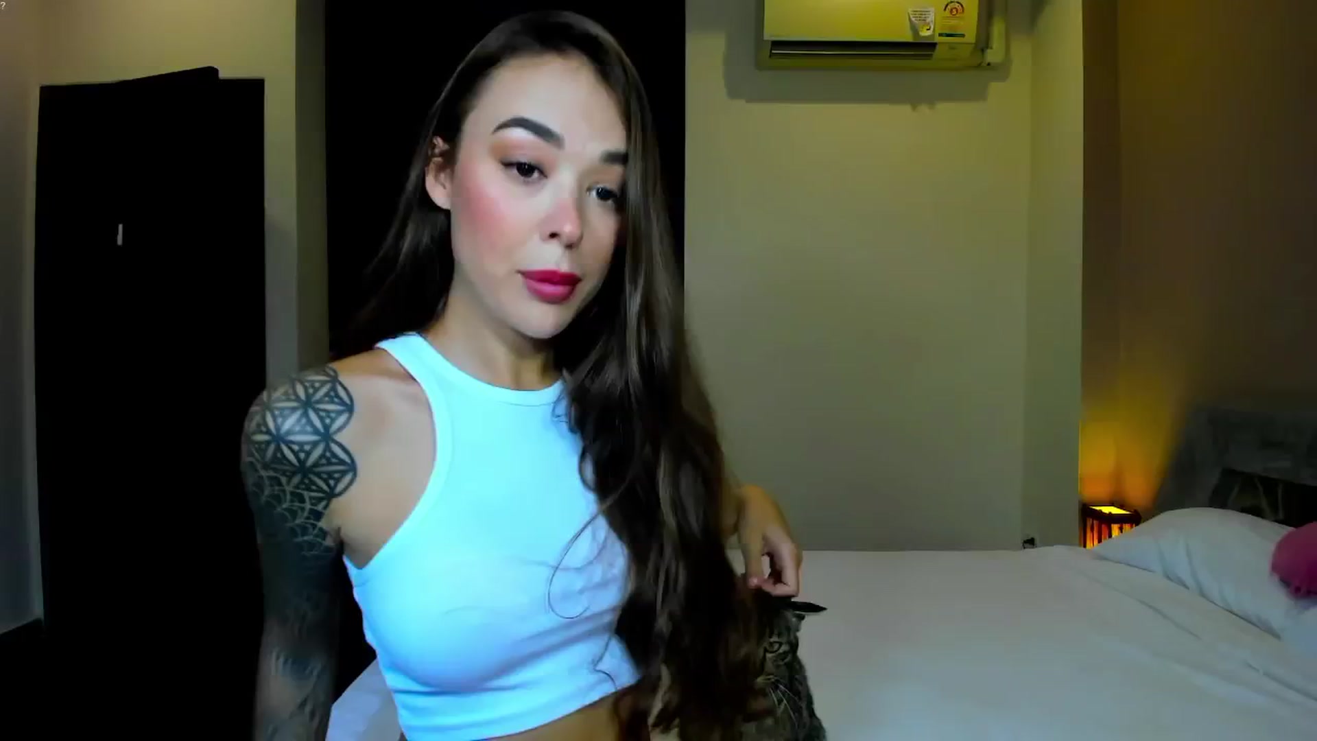 Gallery image thumbnail from Jul_la_la's myfreecams stream on, 01/03/2026, 10:16 image 12 of 20