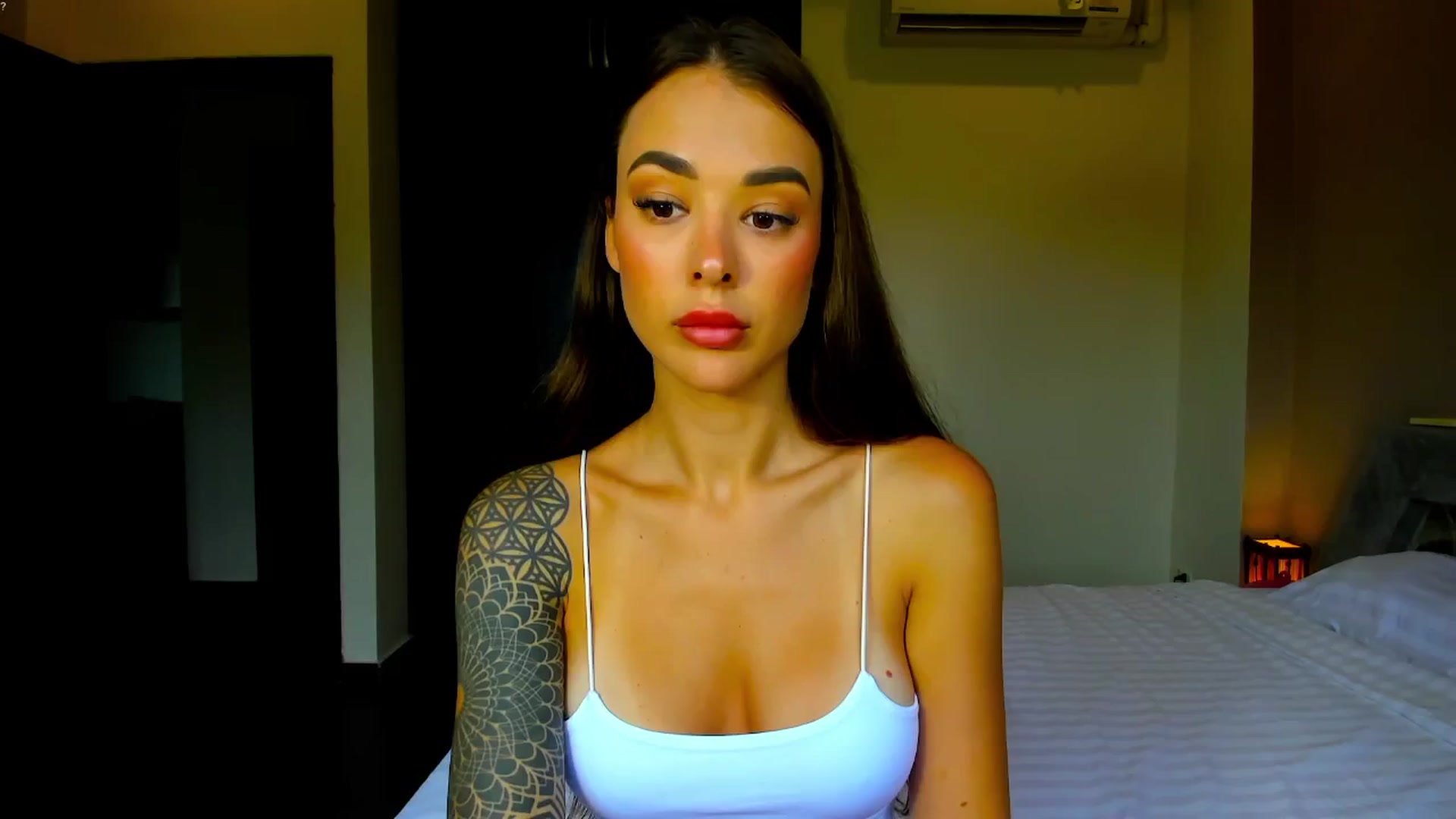 Gallery image thumbnail from Jul_la_la's myfreecams stream on, 01/26/2026, 08:55 image 6 of 20