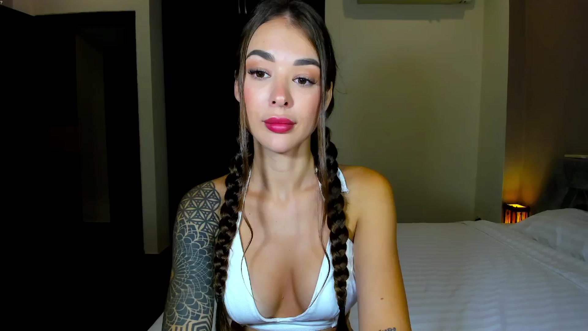 Gallery image thumbnail from Jul_la_la's myfreecams stream on, 01/28/2026, 13:25 image 1 of 20