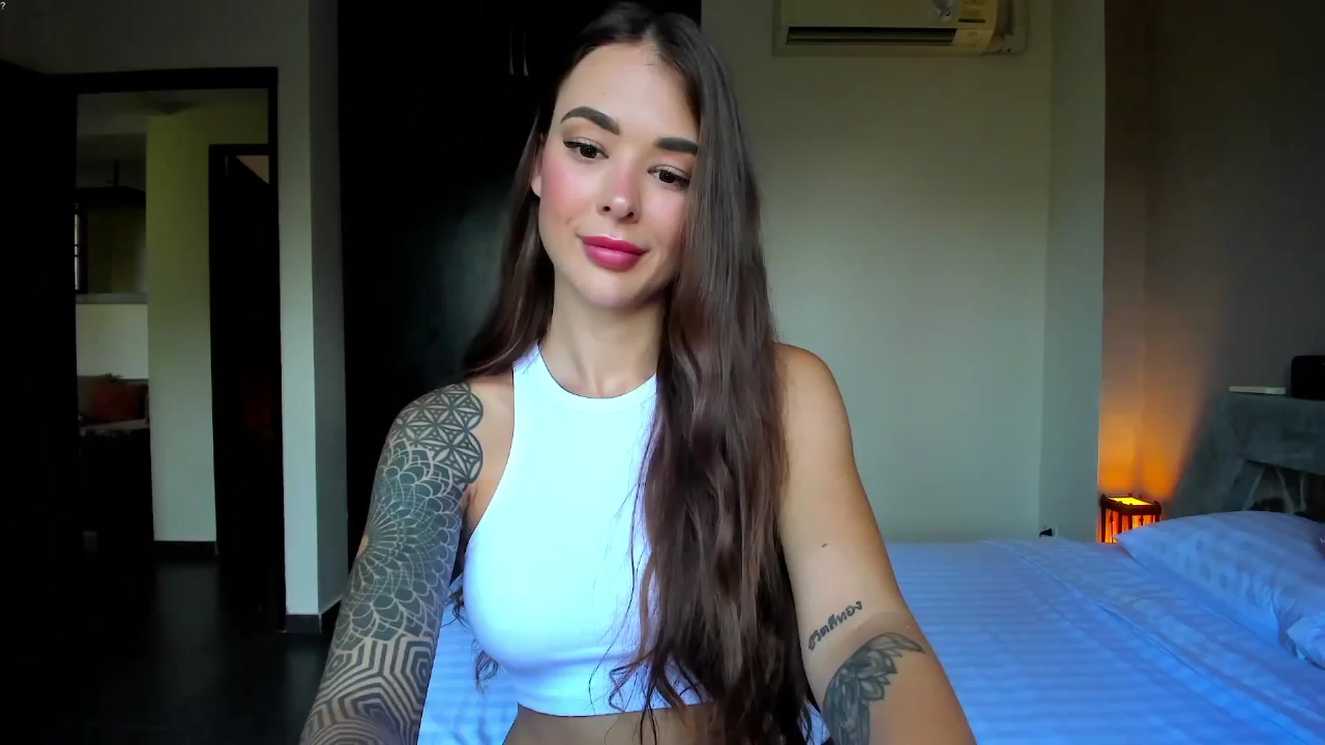 Gallery image thumbnail from Jul_la_la's myfreecams stream on, 03/04/2026, 10:02 image 17 of 20