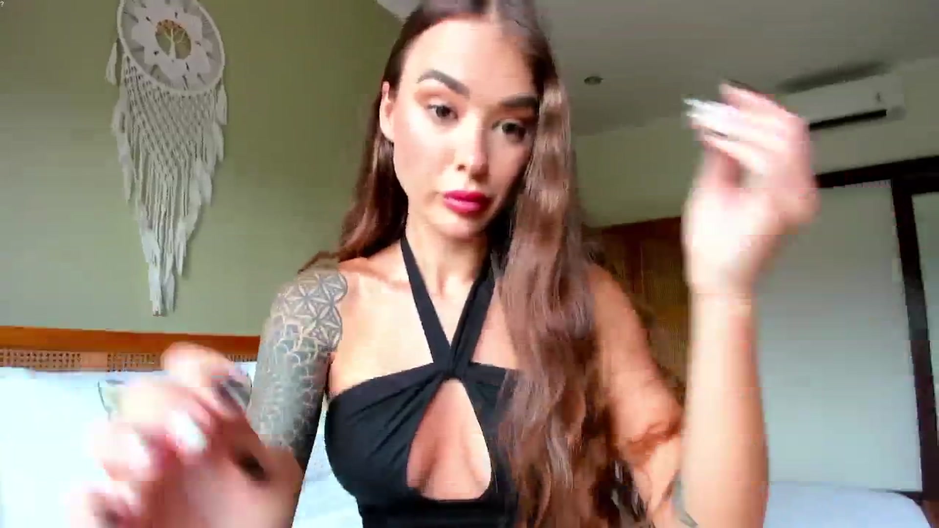 Gallery image thumbnail from Jul_la_la's myfreecams stream on, 03/22/2026, 04:06 image 10 of 20