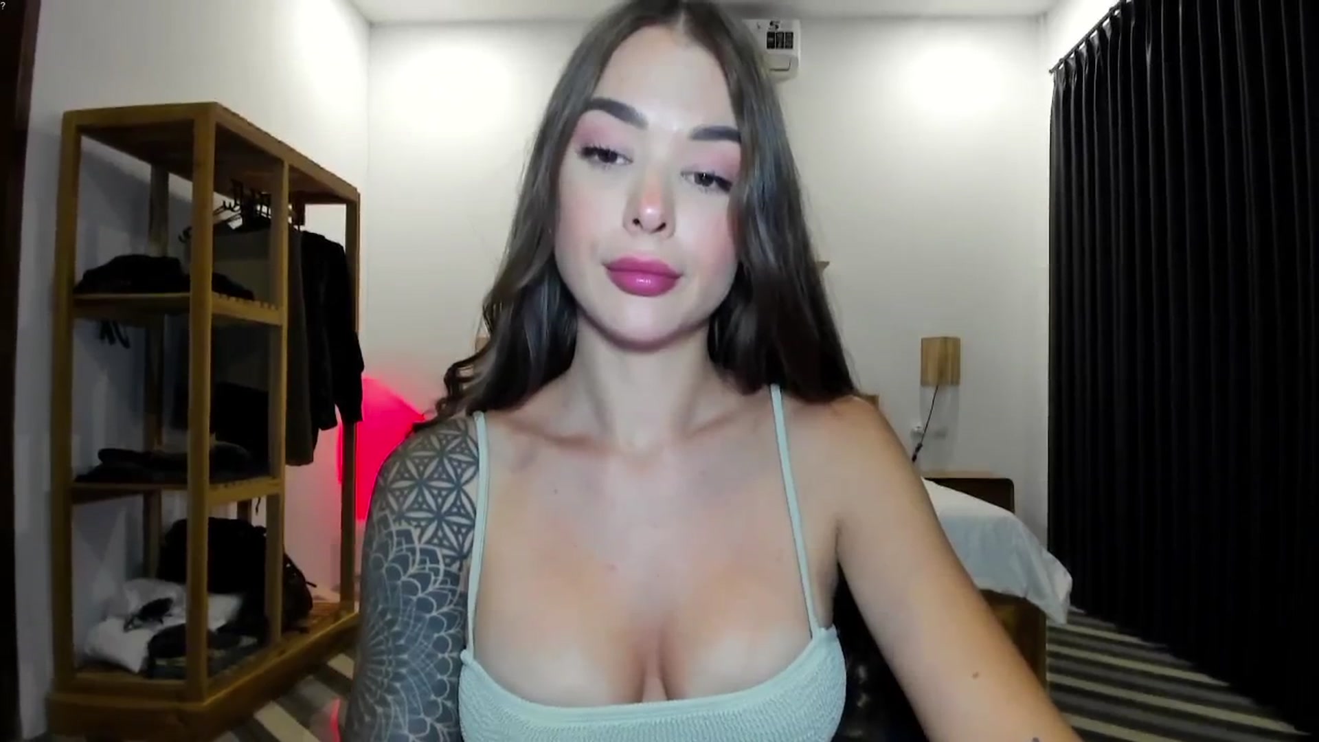 Gallery image thumbnail from Jul_la_la's myfreecams stream on, 04/24/2026, 11:30 image 4 of 20