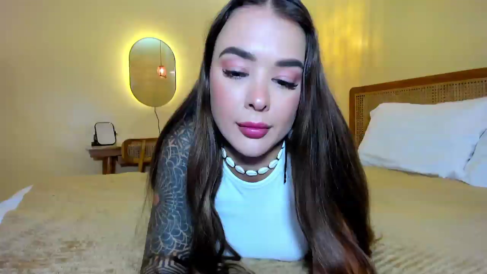 Gallery image thumbnail from Jul_la_la's myfreecams stream on, 06/19/2026, 14:34 image 1 of 20