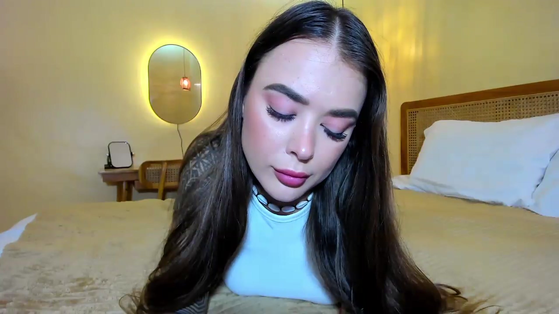 Gallery image thumbnail from Jul_la_la's myfreecams stream on, 06/19/2026, 14:34 image 5 of 20