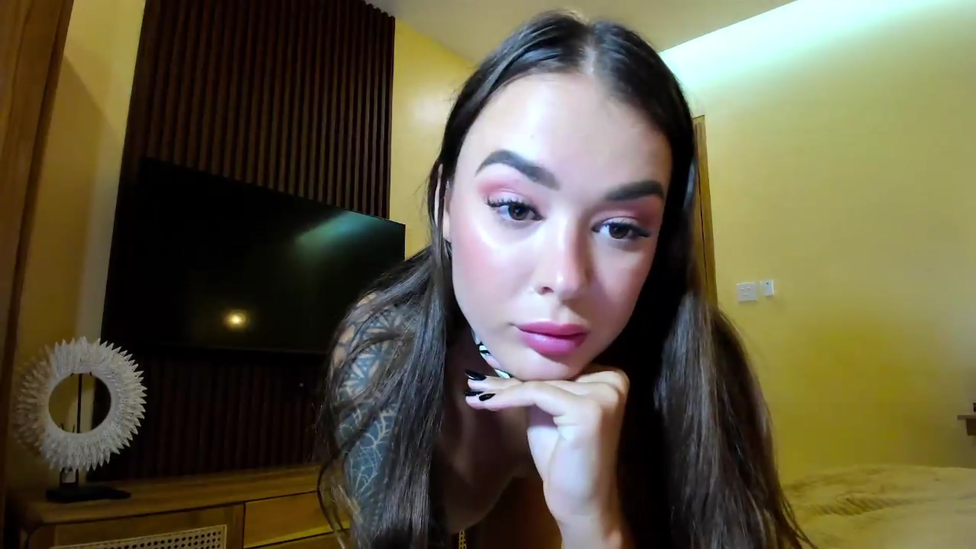 Gallery image thumbnail from Jul_la_la's myfreecams stream on, 06/19/2026, 16:11 image 18 of 20
