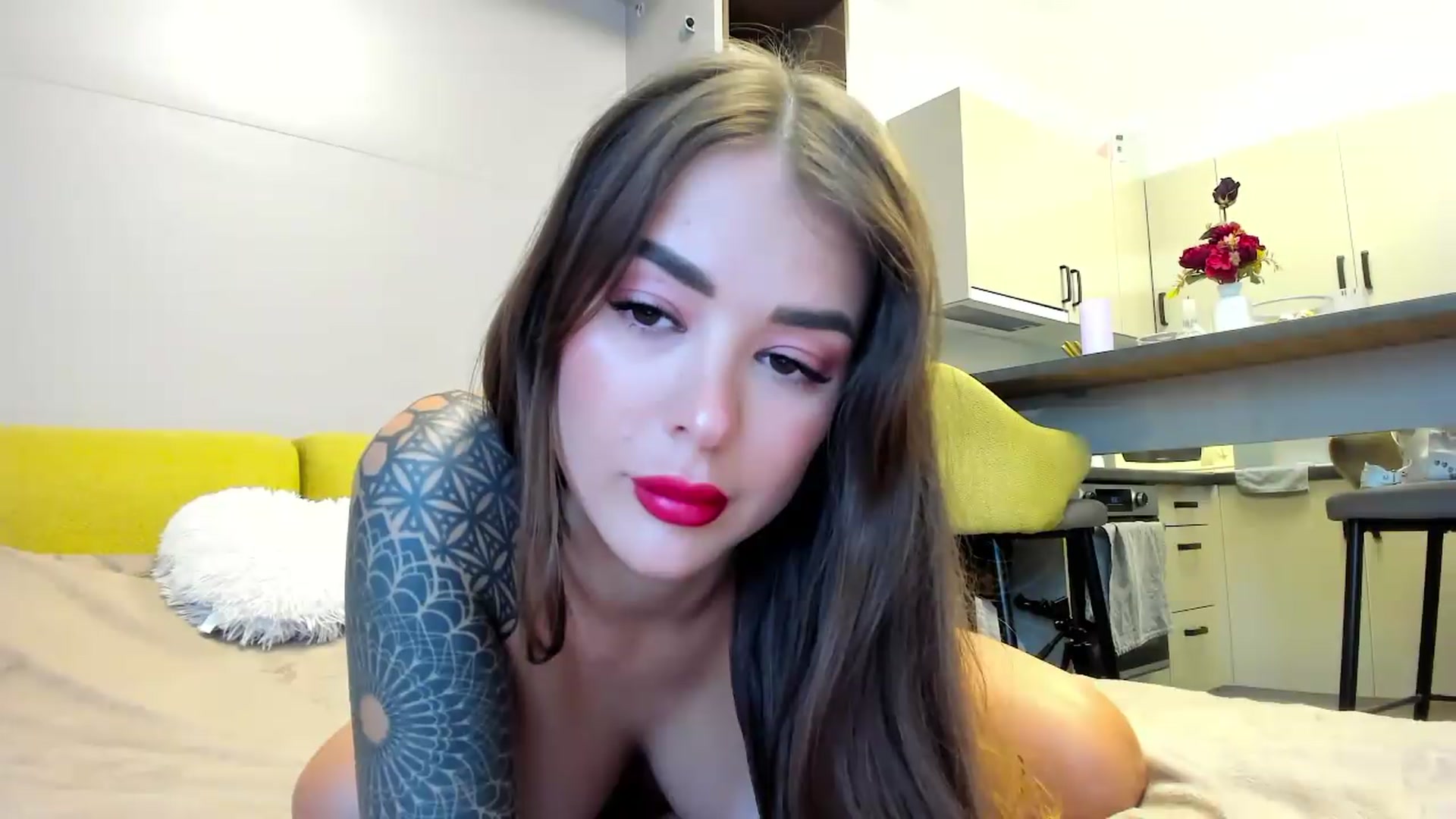 Gallery image thumbnail from Jul_la_la's myfreecams stream on, 07/06/2026, 18:07 image 15 of 20