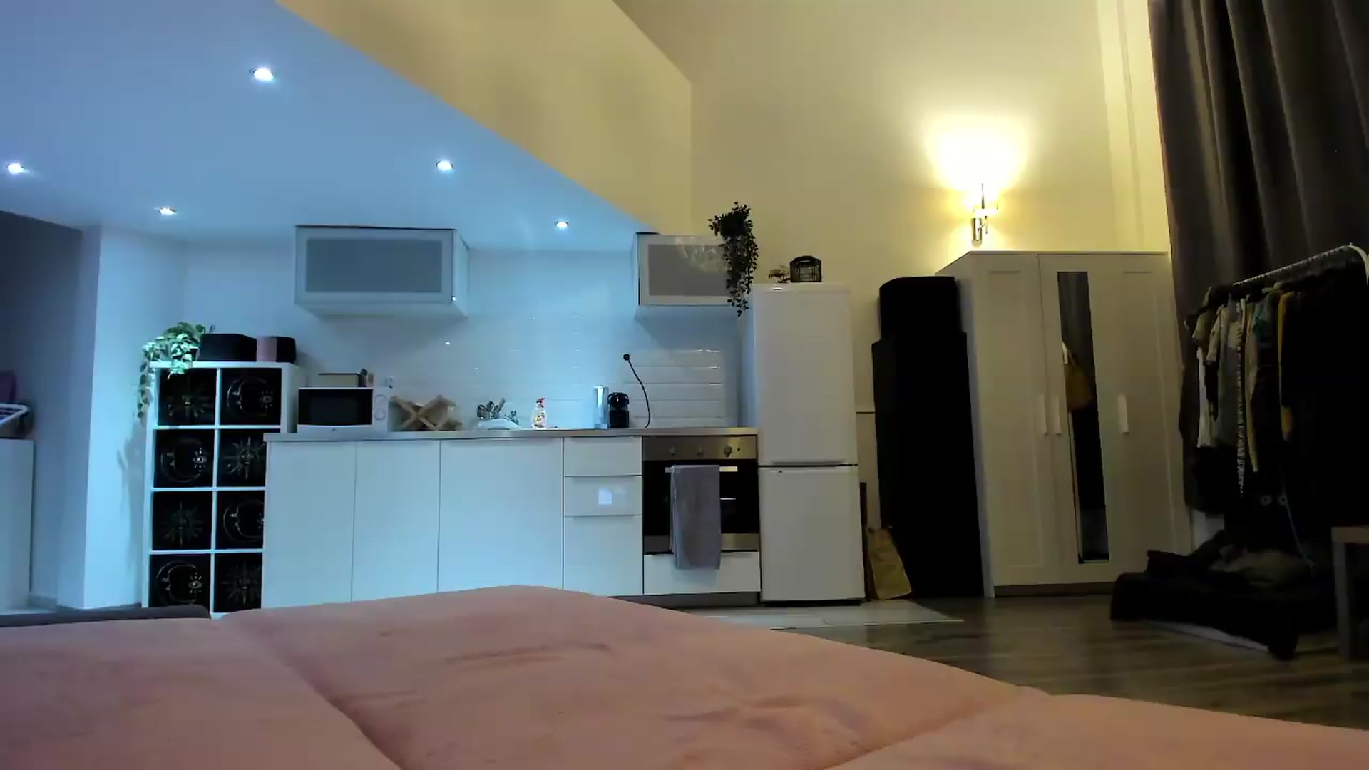 Gallery image thumbnail from Jul_la_la's myfreecams stream on, 09/10/2026, 21:38 image 9 of 20