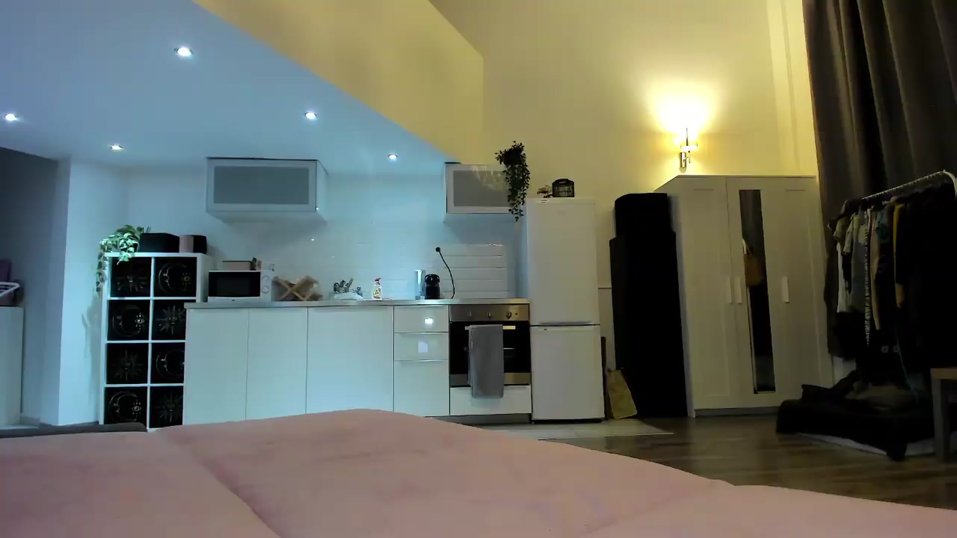 Gallery image thumbnail from Jul_la_la's myfreecams stream on, 09/10/2026, 21:38 image 4 of 20