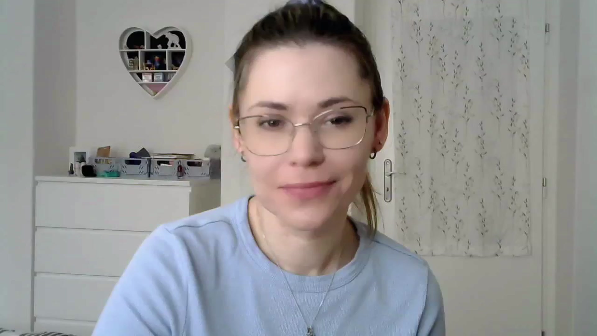 Gallery image thumbnail from Jules__'s myfreecams stream on, 03/07/2025, 10:44 image 11 of 20