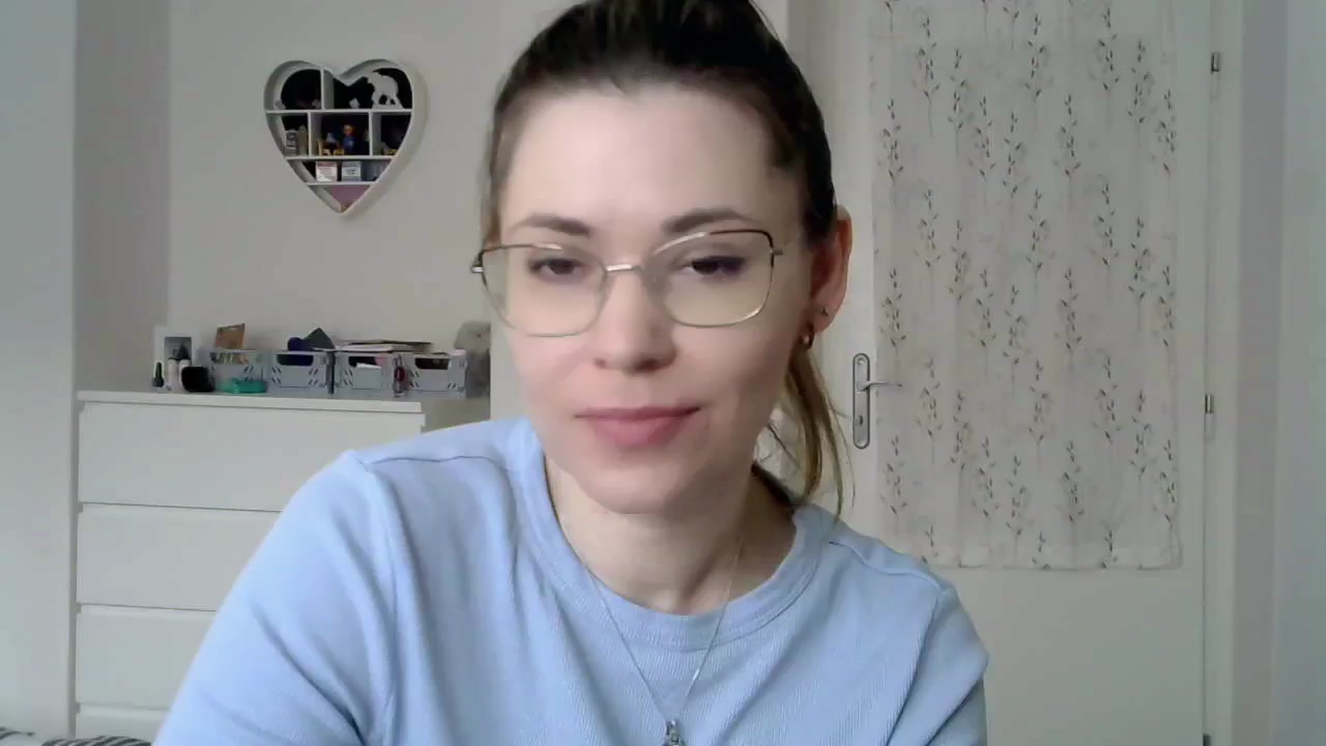 Gallery image thumbnail from Jules__'s myfreecams stream on, 03/07/2025, 10:44 image 15 of 20