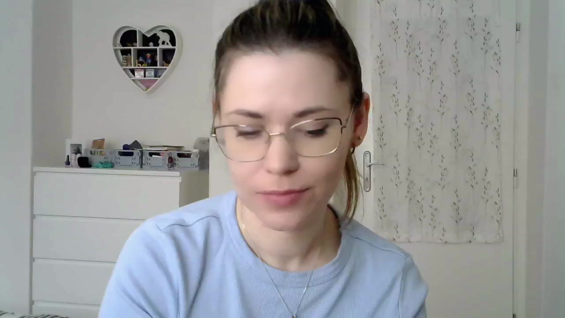 Gallery image thumbnail from Jules__'s myfreecams stream on, 03/07/2025, 10:44 image 10 of 20