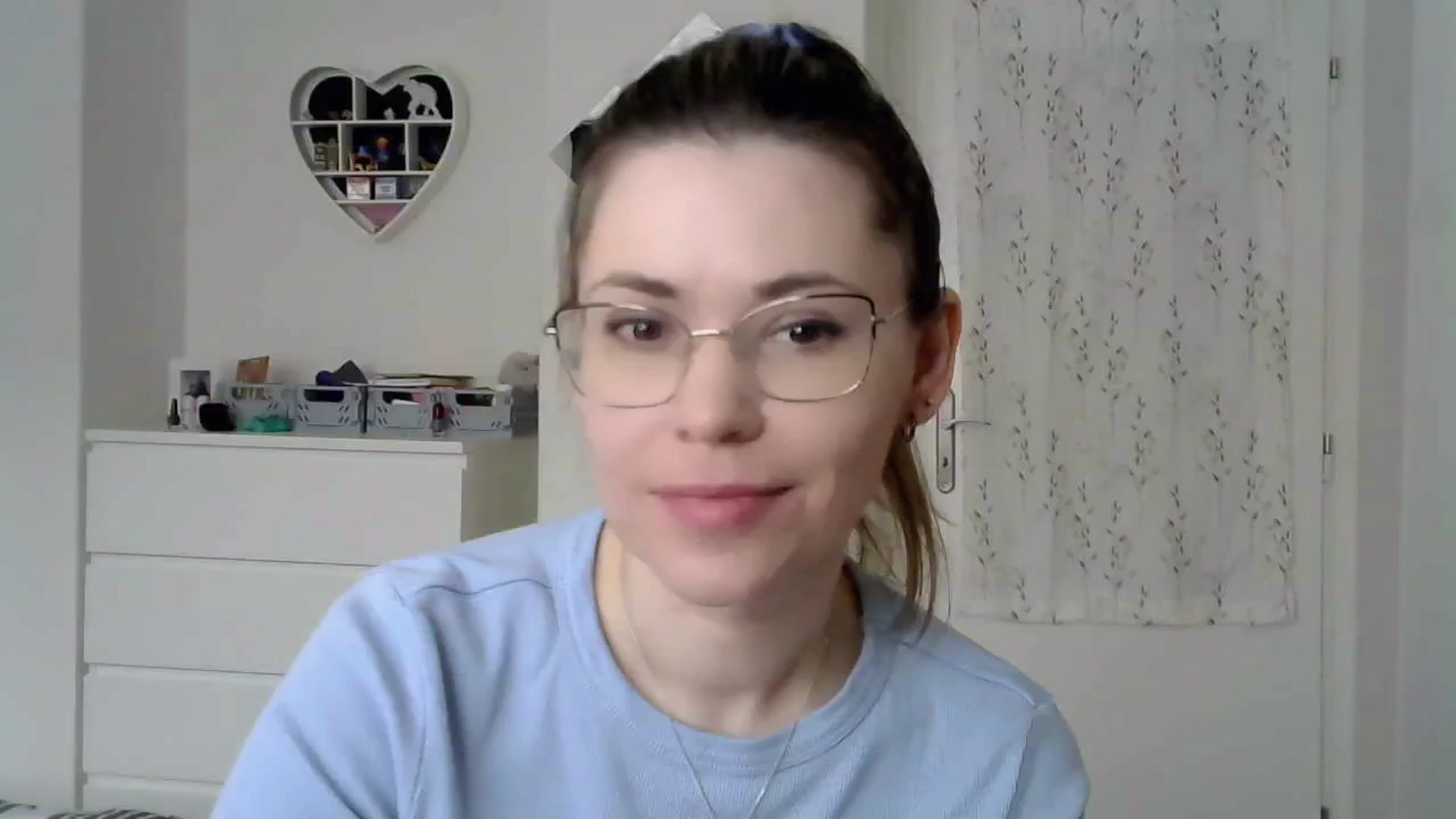 Gallery image thumbnail from Jules__'s myfreecams stream on, 03/07/2025, 10:44 image 17 of 20