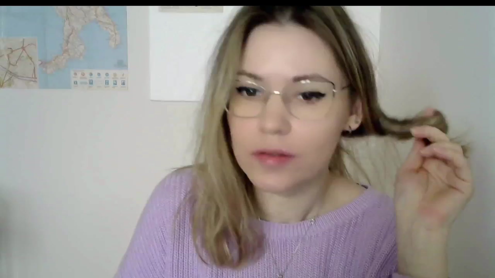 Gallery image thumbnail from Jules__'s myfreecams stream on, 03/31/2025, 10:19 image 3 of 20