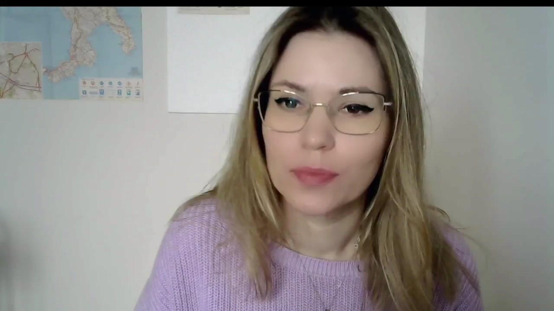 Gallery image thumbnail from Jules__'s myfreecams stream on, 03/31/2025, 10:19 image 18 of 20