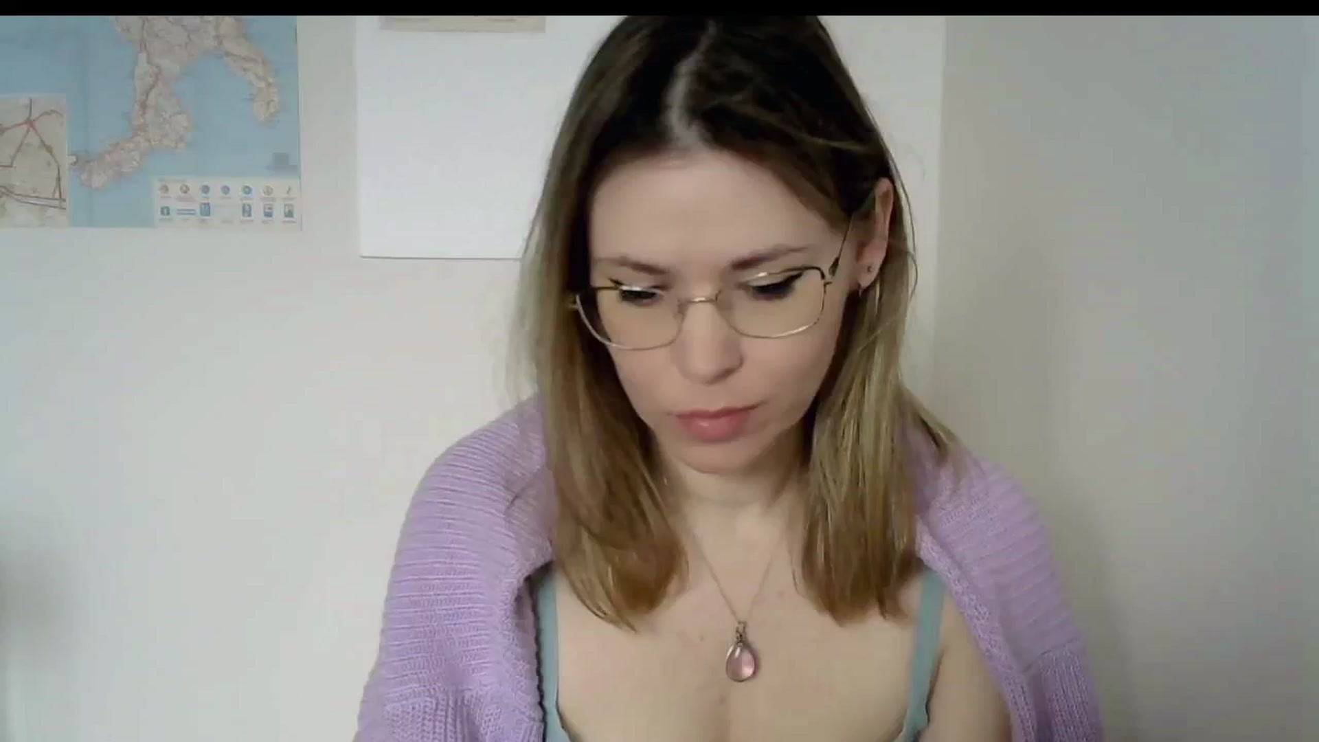 Gallery image thumbnail from Jules__'s myfreecams stream on, 03/31/2025, 10:53 image 14 of 20