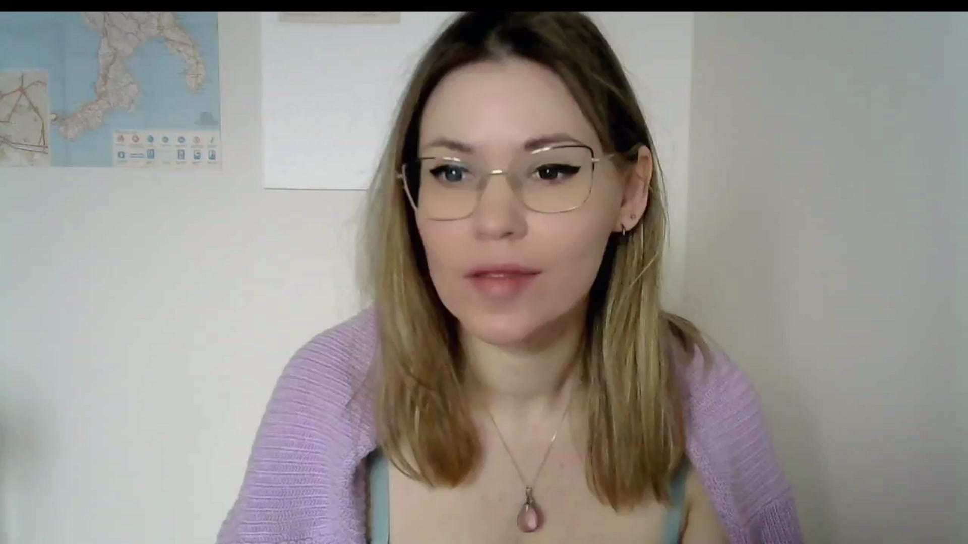 Gallery image thumbnail from Jules__'s myfreecams stream on, 03/31/2025, 10:53 image 15 of 20