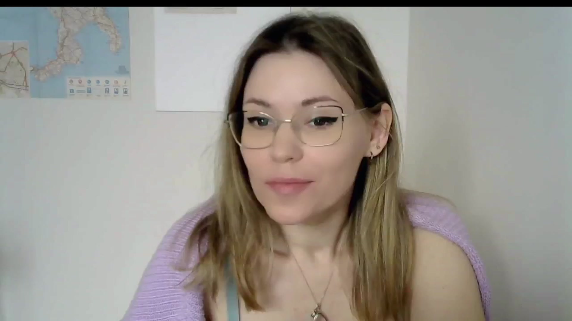 Gallery image thumbnail from Jules__'s myfreecams stream on, 03/31/2025, 10:53 image 19 of 20