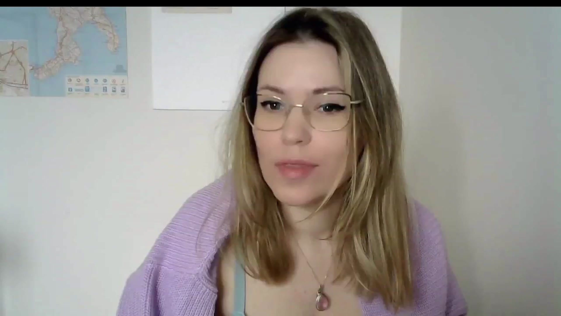 Gallery image thumbnail from Jules__'s myfreecams stream on, 03/31/2025, 10:53 image 4 of 20