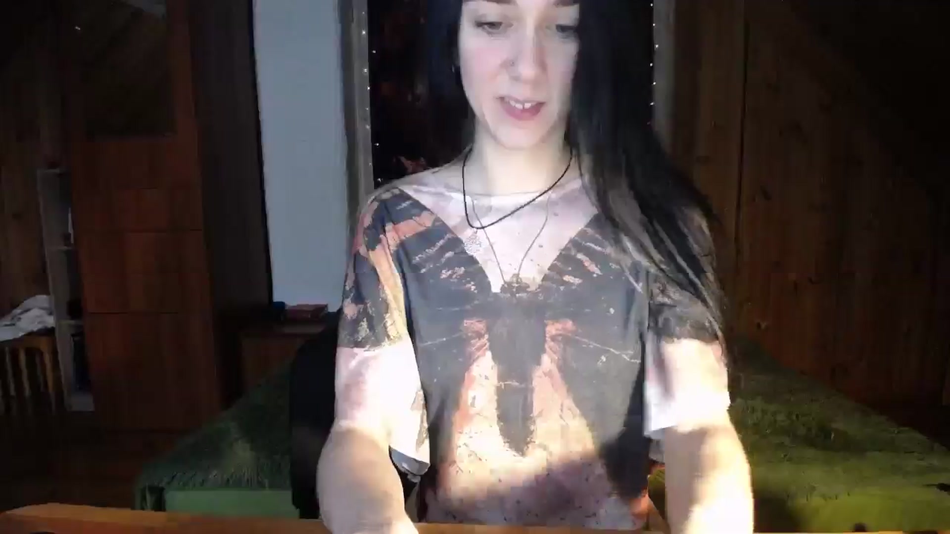 Gallery image thumbnail from JuliSilkk's myfreecams stream on, 01/21/2025, 10:02 image 16 of 20