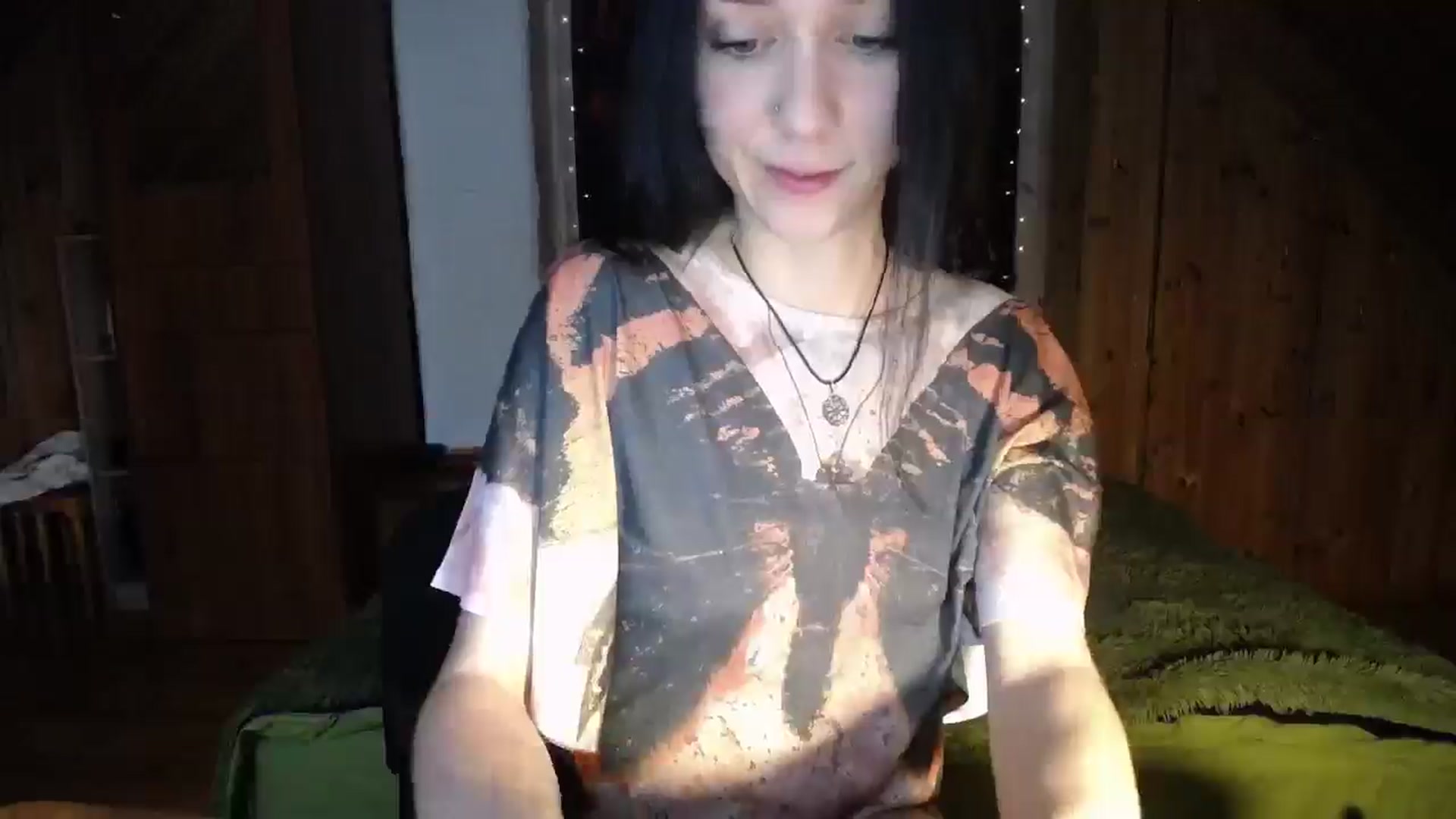 Gallery image thumbnail from JuliSilkk's myfreecams stream on, 01/21/2025, 11:40 image 9 of 20