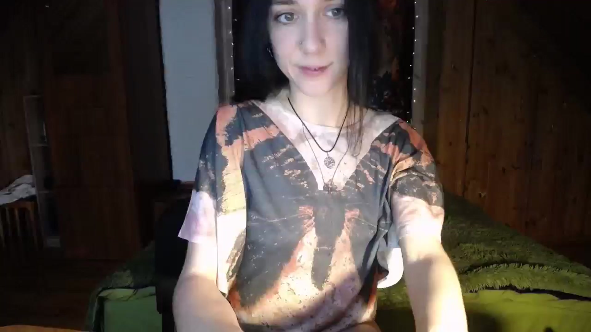 Gallery image thumbnail from JuliSilkk's myfreecams stream on, 01/21/2025, 11:40 image 8 of 20