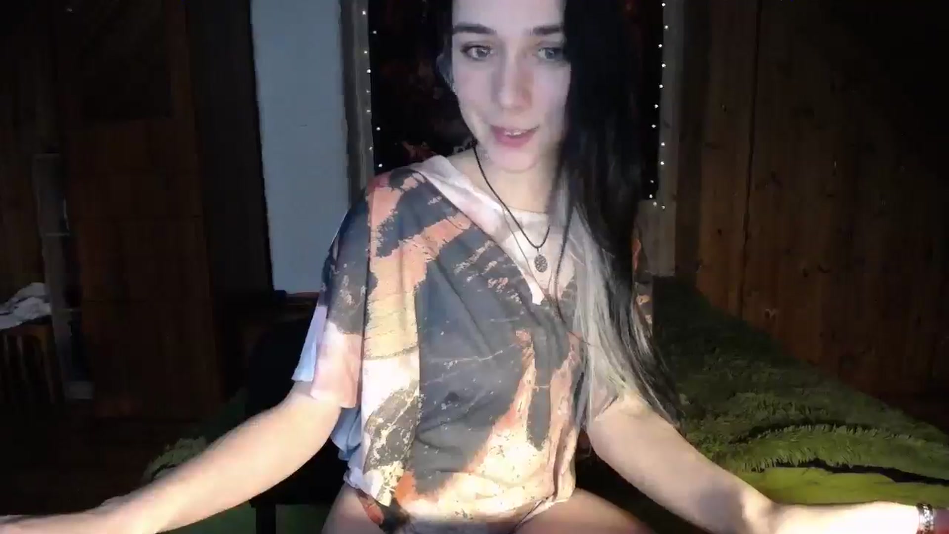 Gallery image thumbnail from JuliSilkk's myfreecams stream on, 01/21/2025, 11:40 image 6 of 20