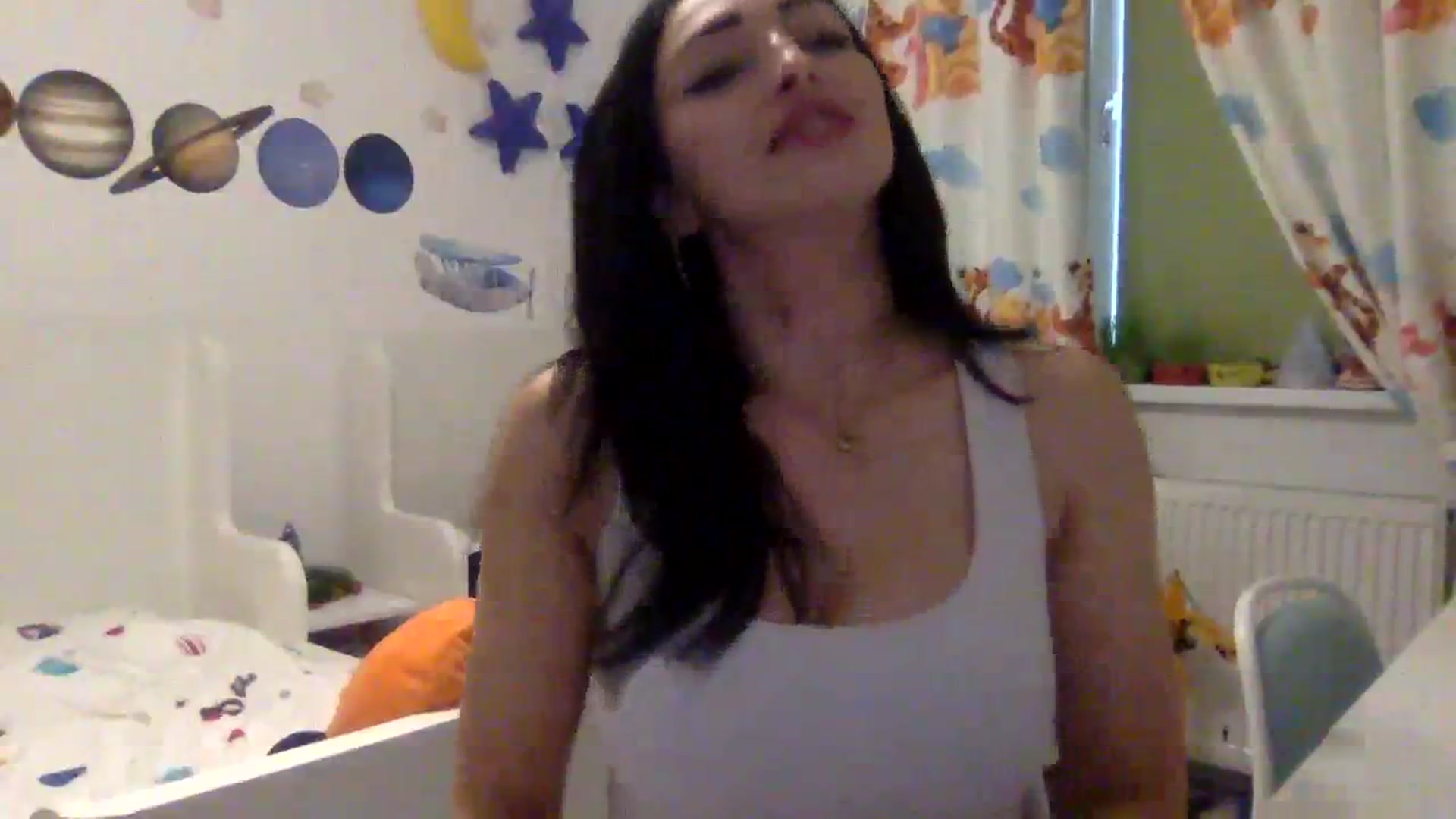 Gallery image thumbnail from Julia0410's myfreecams stream on, 12/11/2023, 11:48 image 20 of 20
