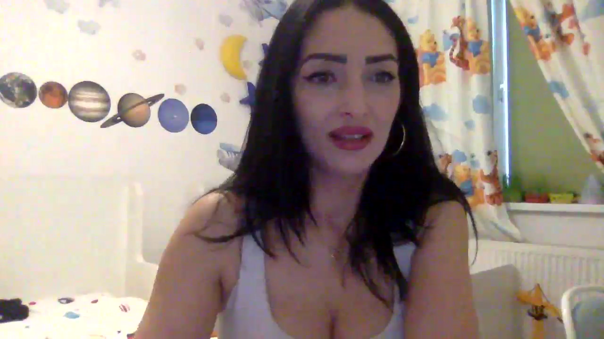 Gallery image thumbnail from Julia0410's myfreecams stream on, 12/11/2023, 11:48 image 10 of 20