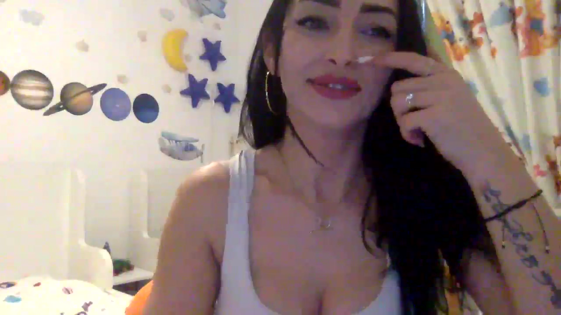 Gallery image thumbnail from Julia0410's myfreecams stream on, 12/11/2023, 11:48 image 18 of 20