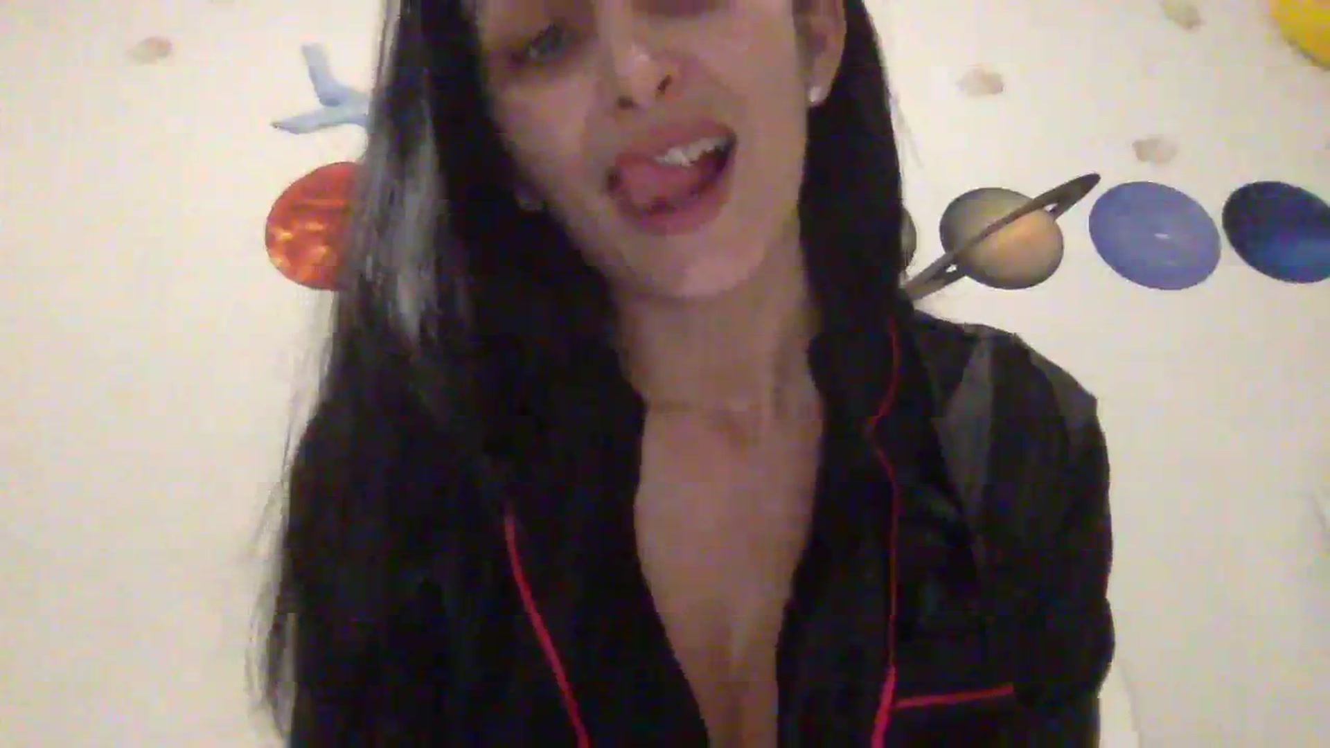 Gallery image thumbnail from Julia0410's myfreecams stream on, 12/16/2023, 20:30 image 7 of 20