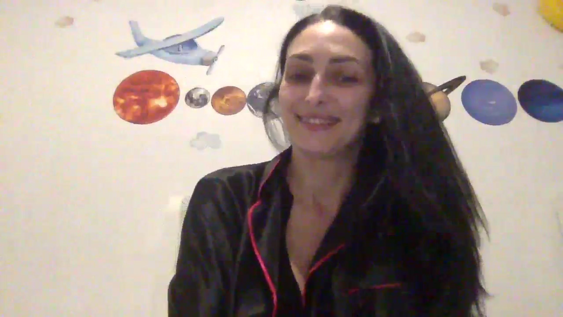 Gallery image thumbnail from Julia0410's myfreecams stream on, 12/16/2023, 20:30 image 9 of 20