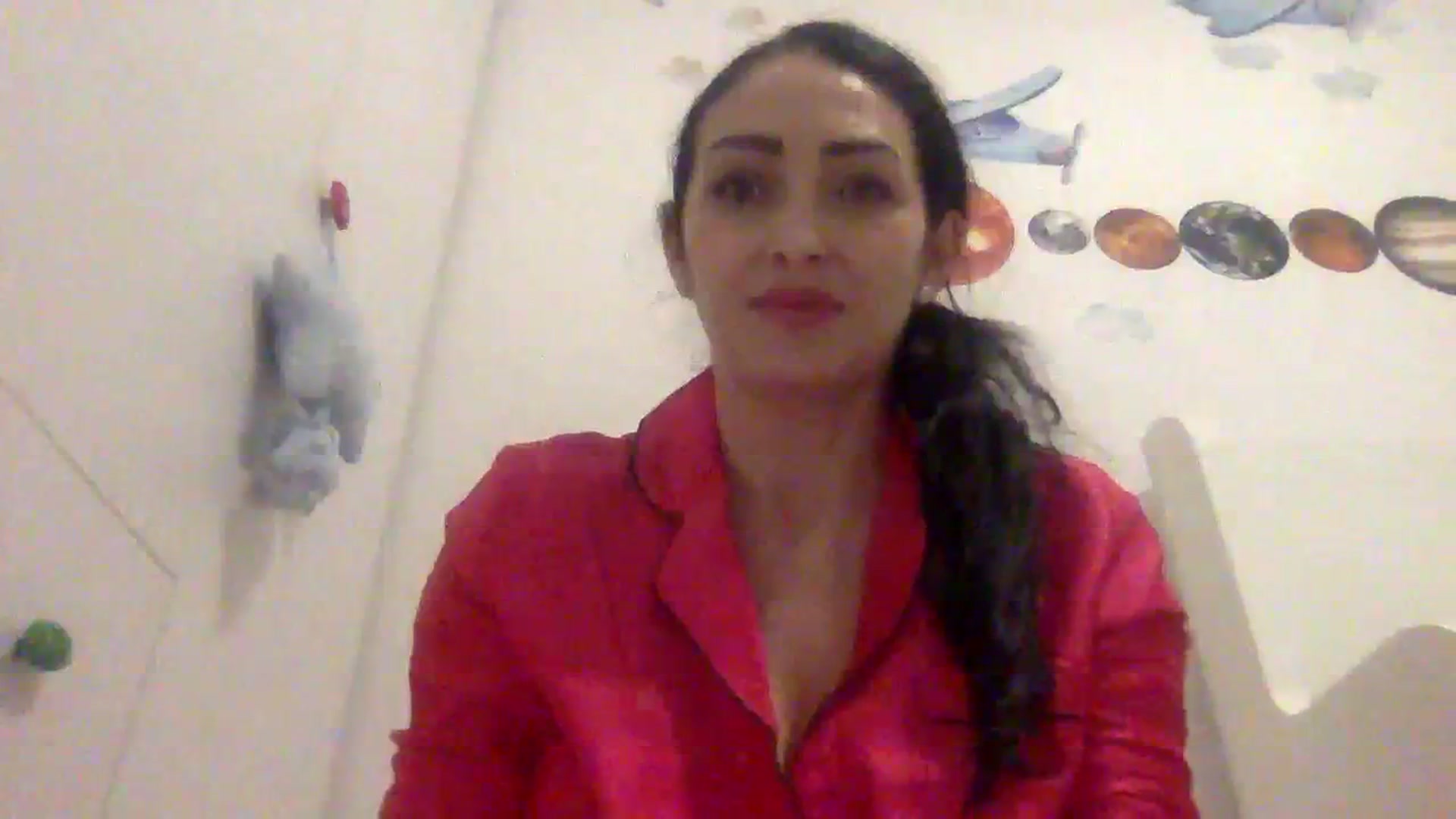 Gallery image thumbnail from Julia0410's myfreecams stream on, 01/04/2024, 17:21 image 13 of 20