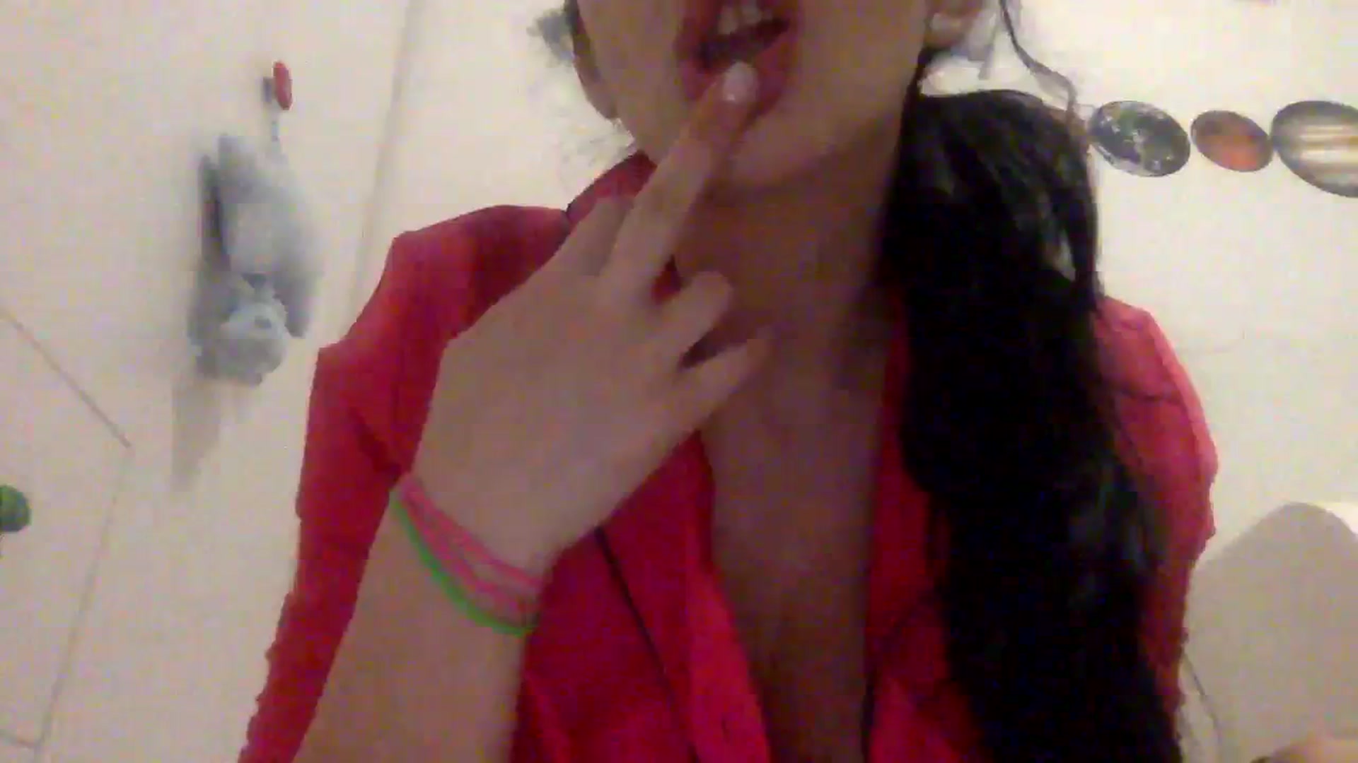 Gallery image thumbnail from Julia0410's myfreecams stream on, 01/04/2024, 17:21 image 17 of 20
