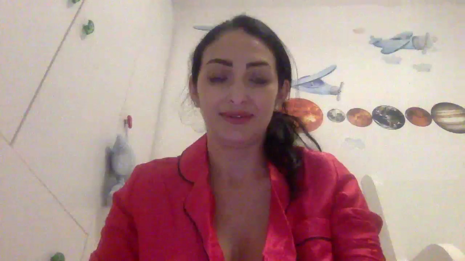 Gallery image thumbnail from Julia0410's myfreecams stream on, 01/04/2024, 17:55 image 9 of 20