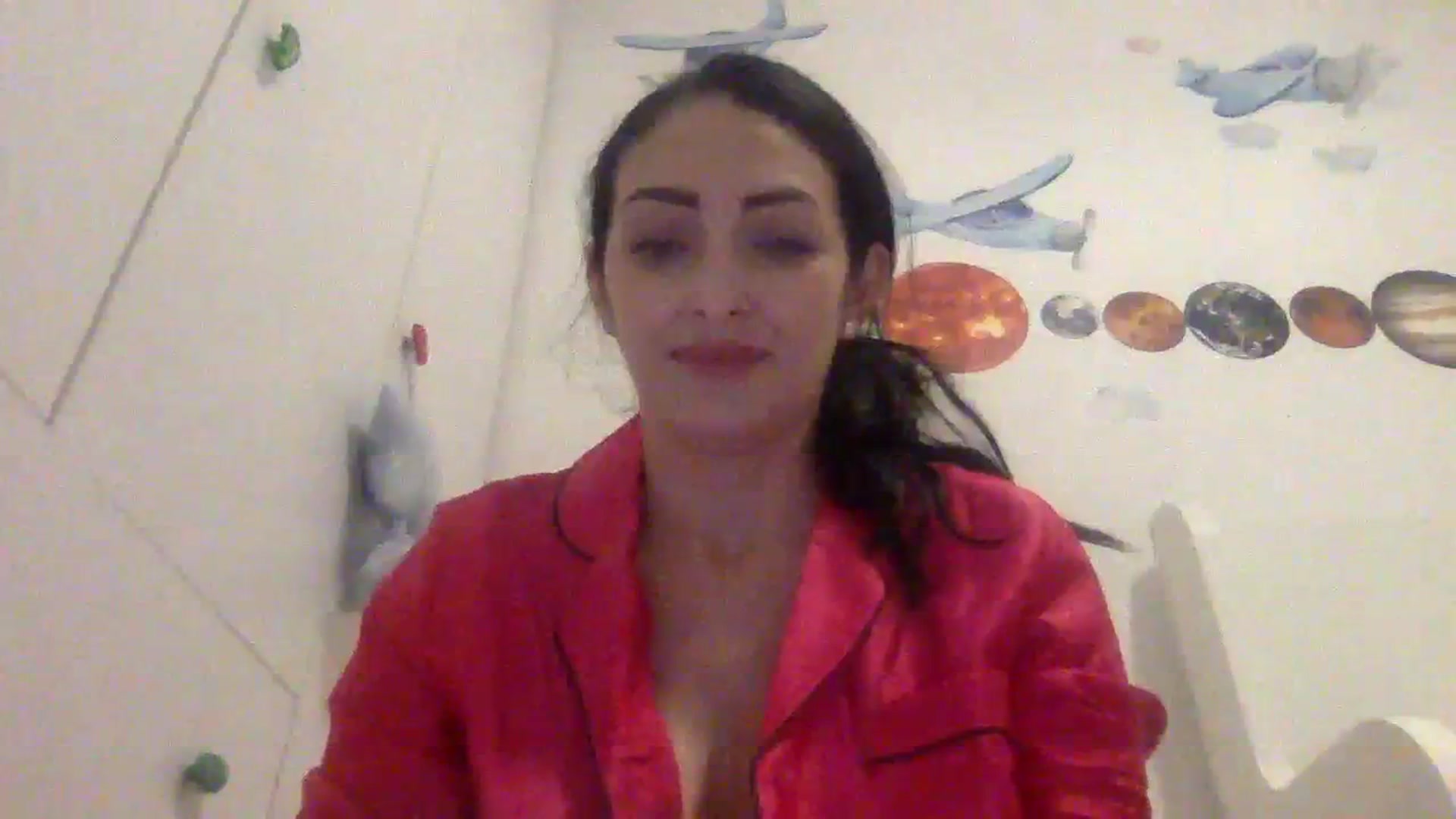 Gallery image thumbnail from Julia0410's myfreecams stream on, 01/04/2024, 17:55 image 7 of 20