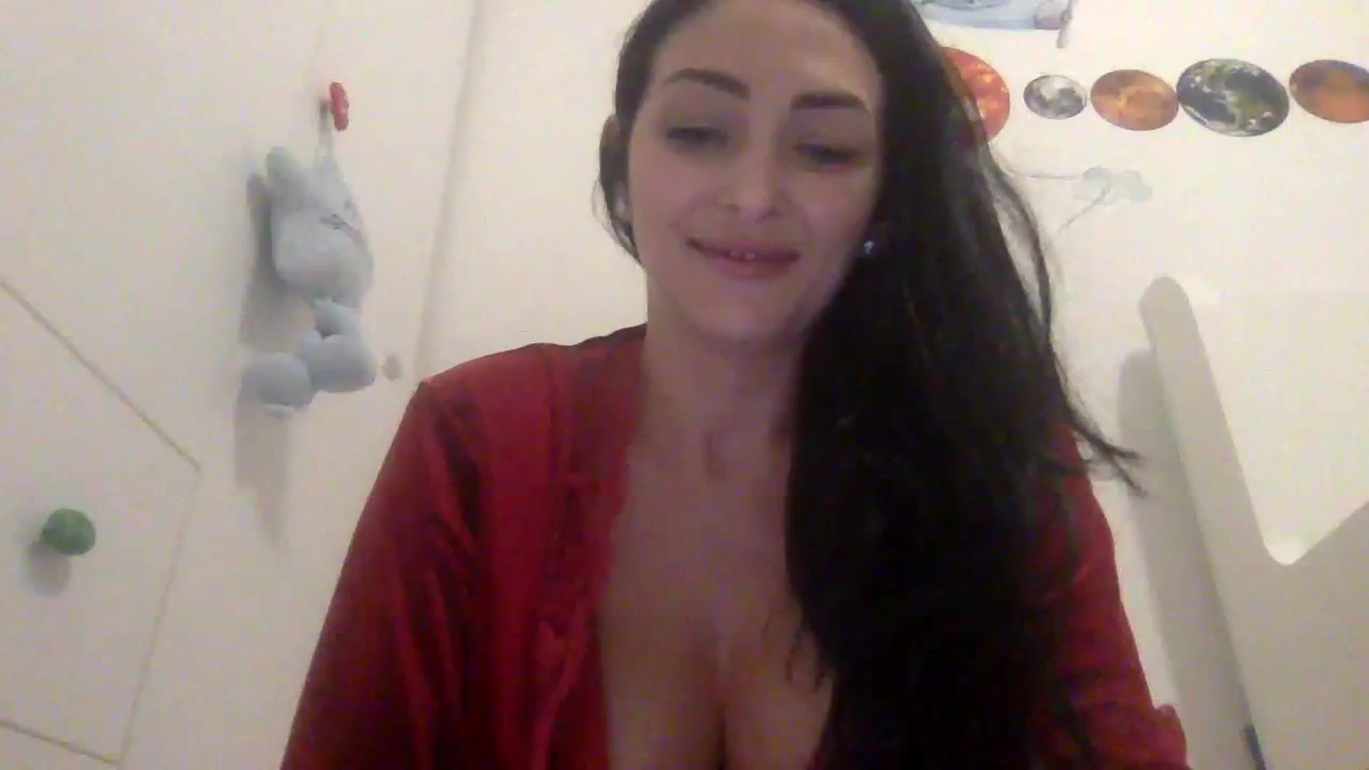Gallery image thumbnail from Julia0410's myfreecams stream on, 01/06/2024, 15:37 image 16 of 20