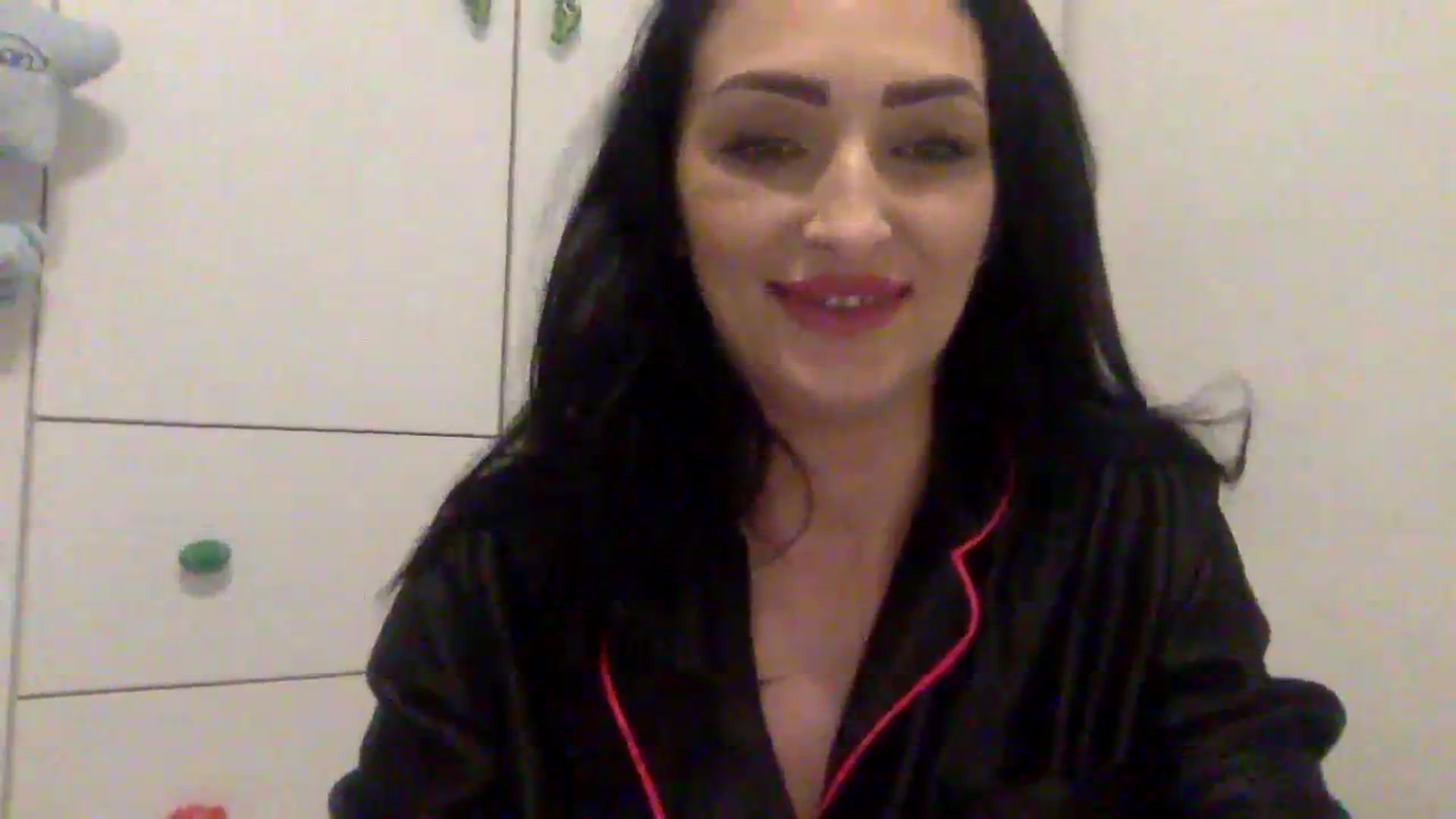 Gallery image thumbnail from Julia0410's myfreecams stream on, 01/07/2024, 17:36 image 20 of 20