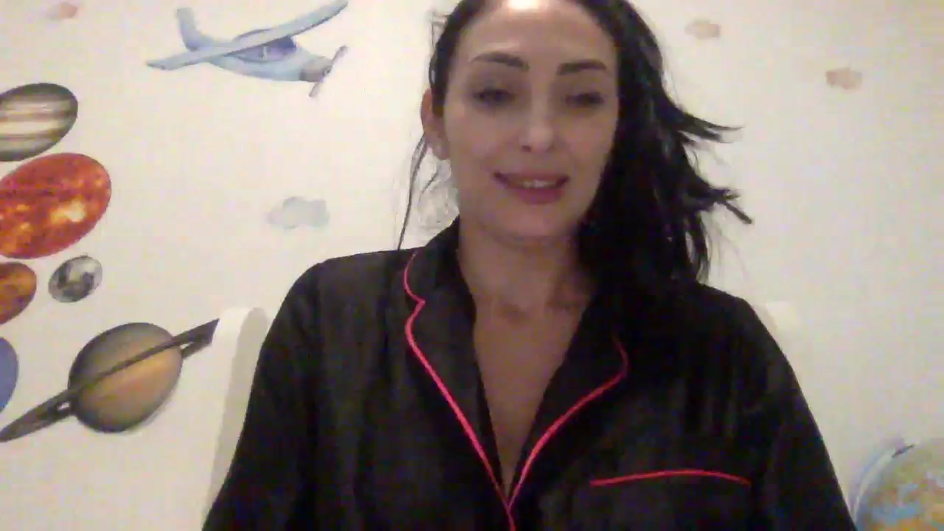 Gallery image thumbnail from Julia0410's myfreecams stream on, 01/08/2024, 16:38 image 3 of 20