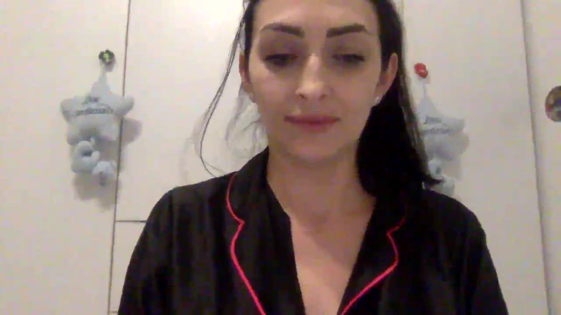 Gallery image thumbnail from Julia0410's myfreecams stream on, 01/08/2024, 16:38 image 15 of 20