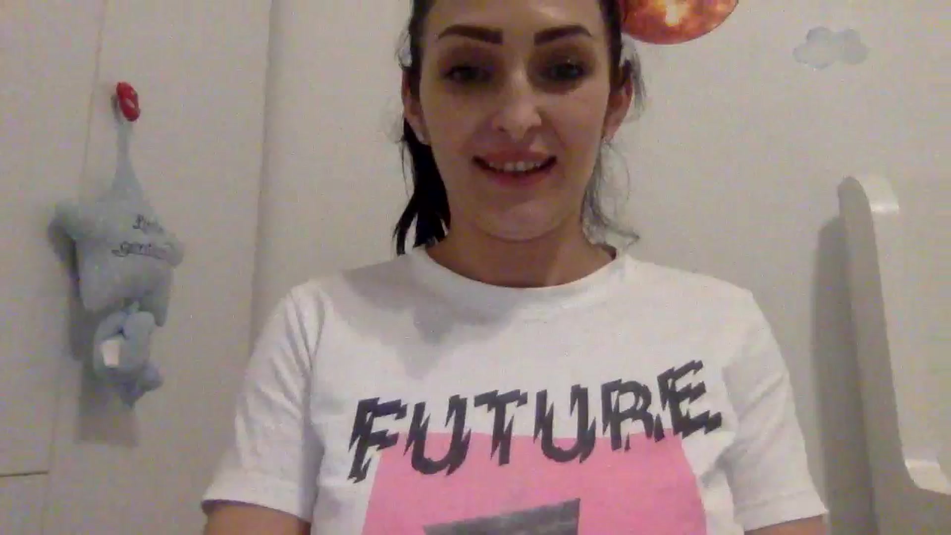 Gallery image thumbnail from Julia0410's myfreecams stream on, 01/12/2024, 19:12 image 10 of 20