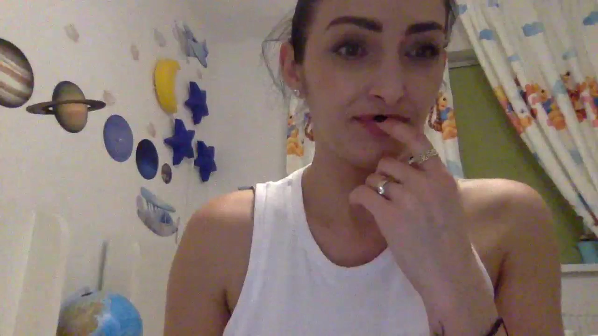 Gallery image thumbnail from Julia0410's myfreecams stream on, 01/20/2024, 17:31 image 3 of 20
