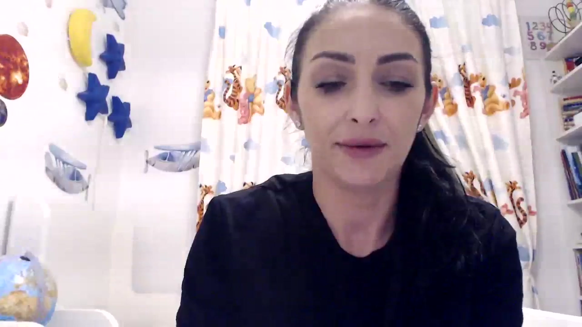 Gallery image thumbnail from Julia0410's myfreecams stream on, 01/25/2024, 17:31 image 7 of 20