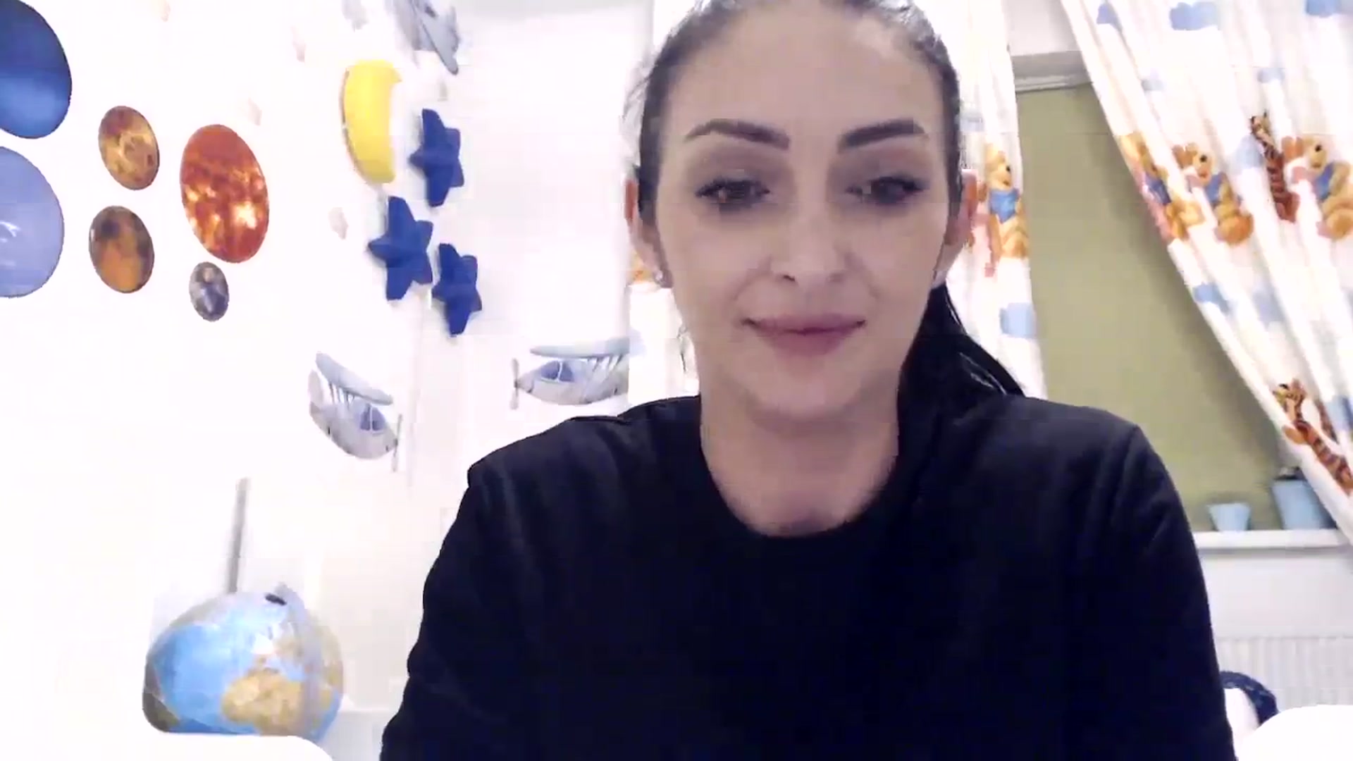 Gallery image thumbnail from Julia0410's myfreecams stream on, 01/25/2024, 17:31 image 5 of 20