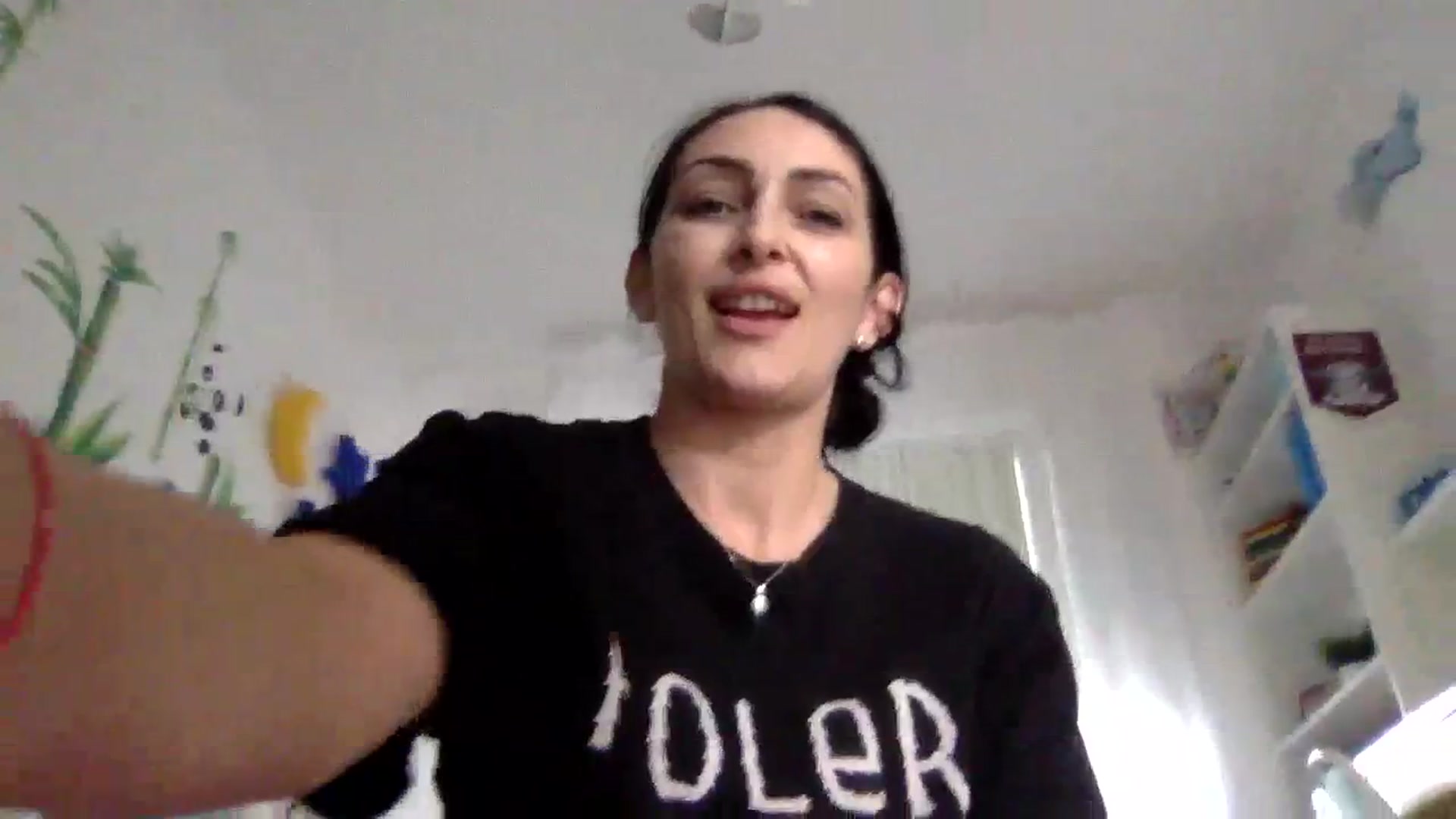 Gallery image thumbnail from Julia0410's myfreecams stream on, 04/02/2024, 11:32 image 10 of 20