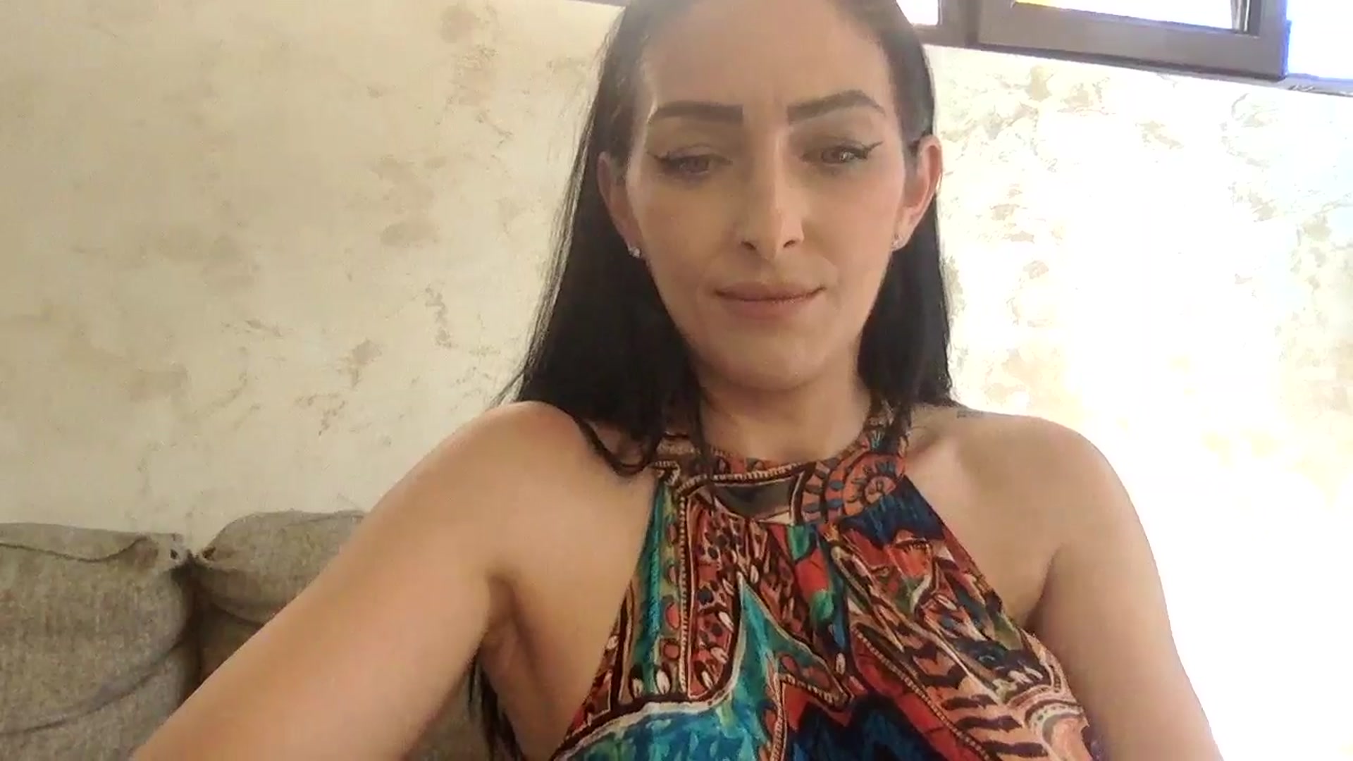 Gallery image thumbnail from Julia0410's myfreecams stream on, 06/01/2024, 14:12 image 15 of 20